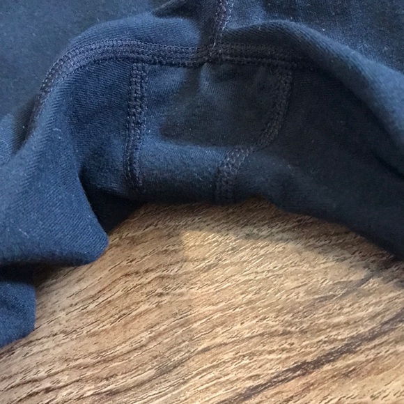 ATHLETA BLACK CROPPED LEGGINGS - Picture 3 of 4